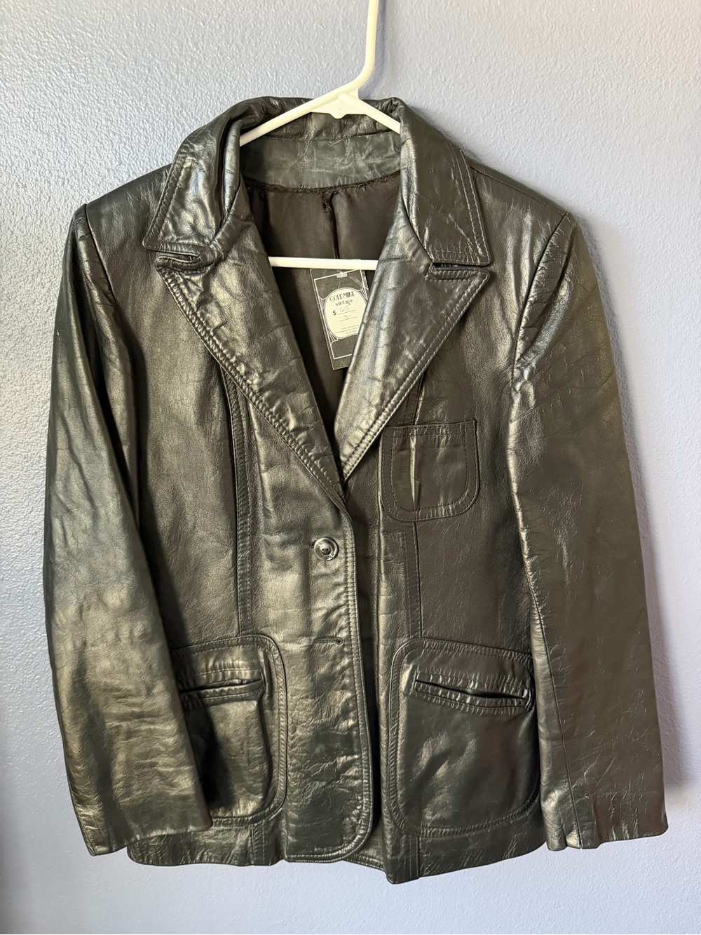 Gorgeous vintage leather ladies blazer